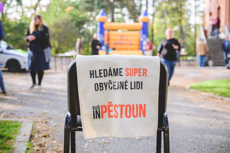 Den pěstounství Den pěstounství